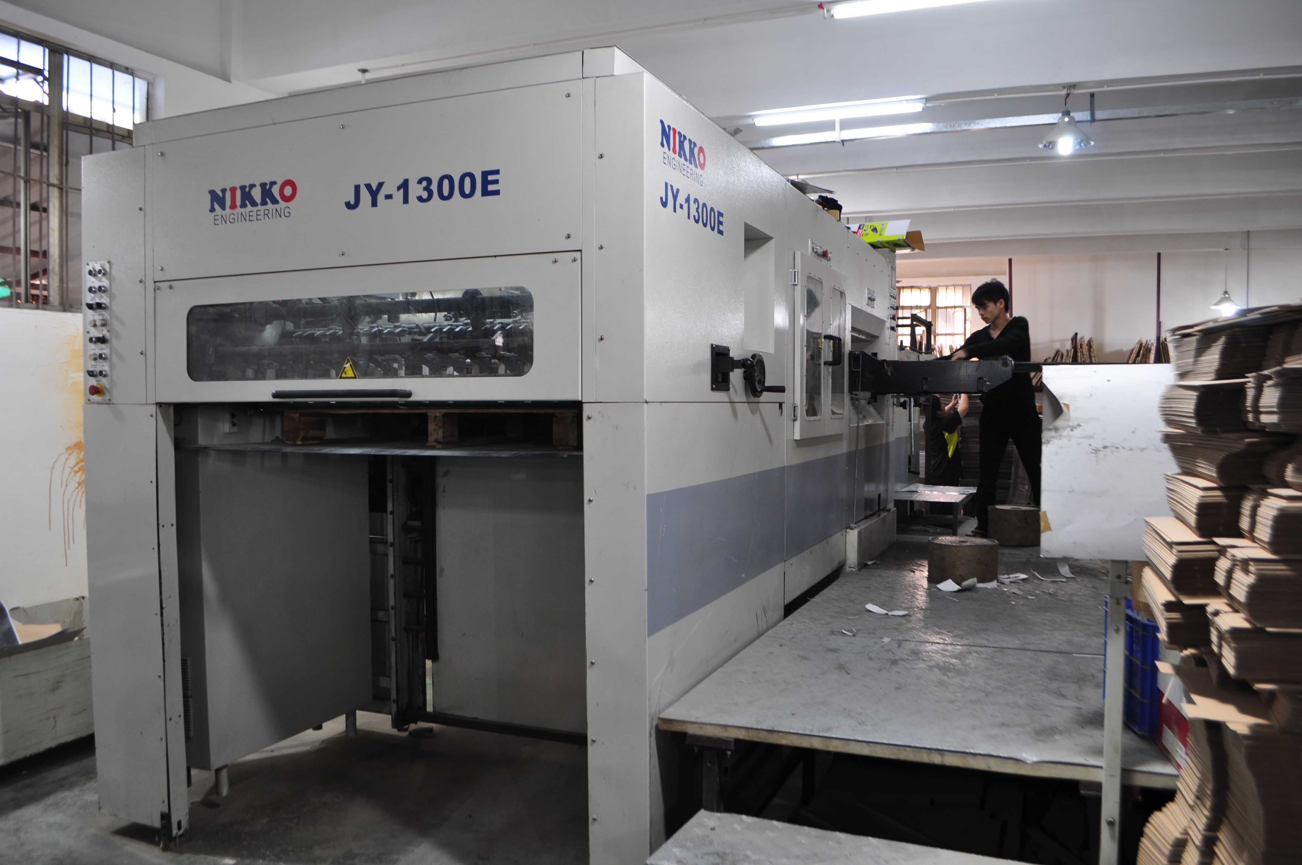 全自動啤機(jī)